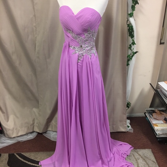 Dress - Picture 2 of 6